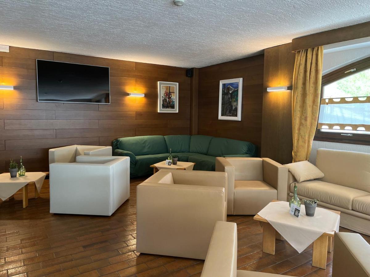 Hotel Alle Tre Baite Santa Caterina Valfurva Buitenkant foto