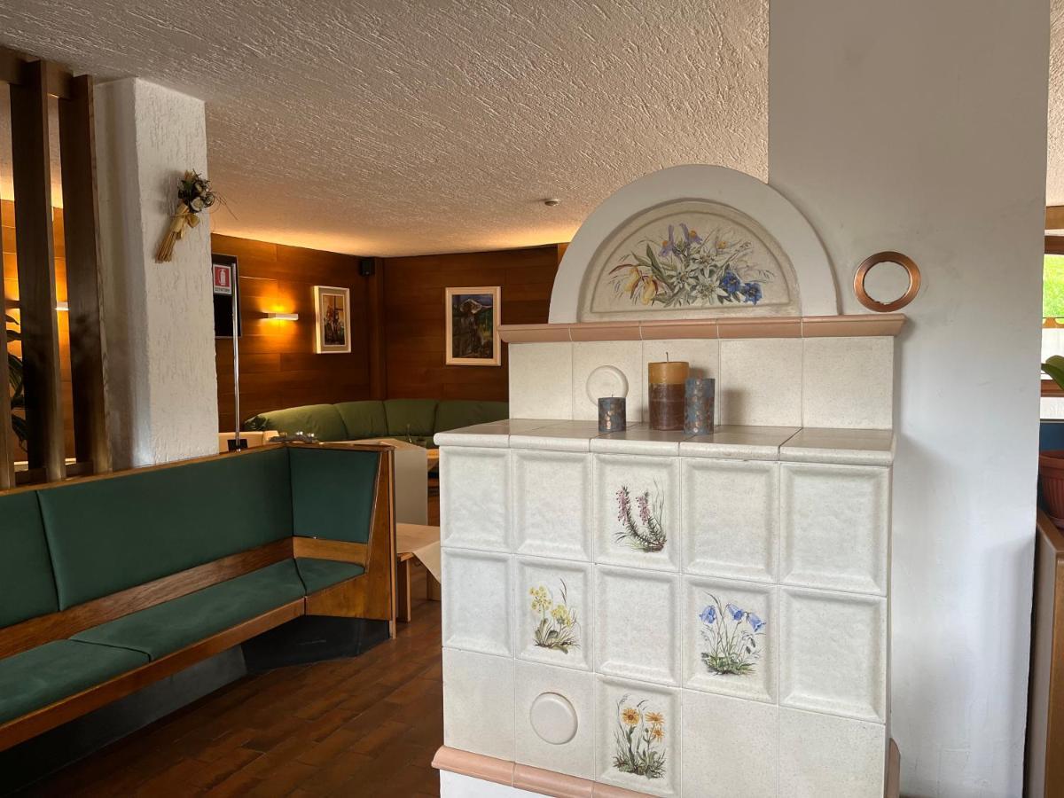 Hotel Alle Tre Baite Santa Caterina Valfurva Buitenkant foto