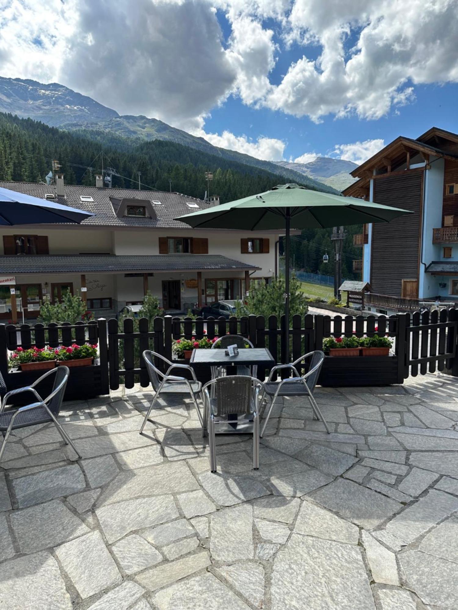 Hotel Alle Tre Baite Santa Caterina Valfurva Buitenkant foto